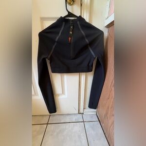 Reebok Women's Black Long Sleeve Zip Tee